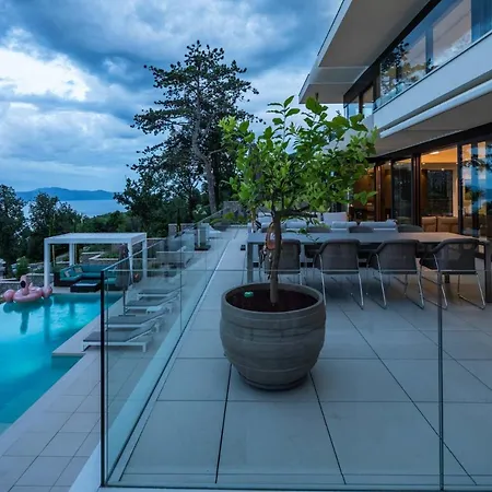 Villa Aura Opatija Kvarner Medveja