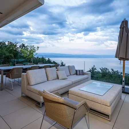 Villa Aura Opatija Kvarner Medveja